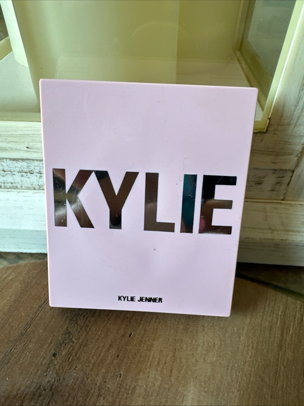 Kylie Jenner Pressed Illuminating Powder 050 Cheers Darling .28 oz/8g New No Box